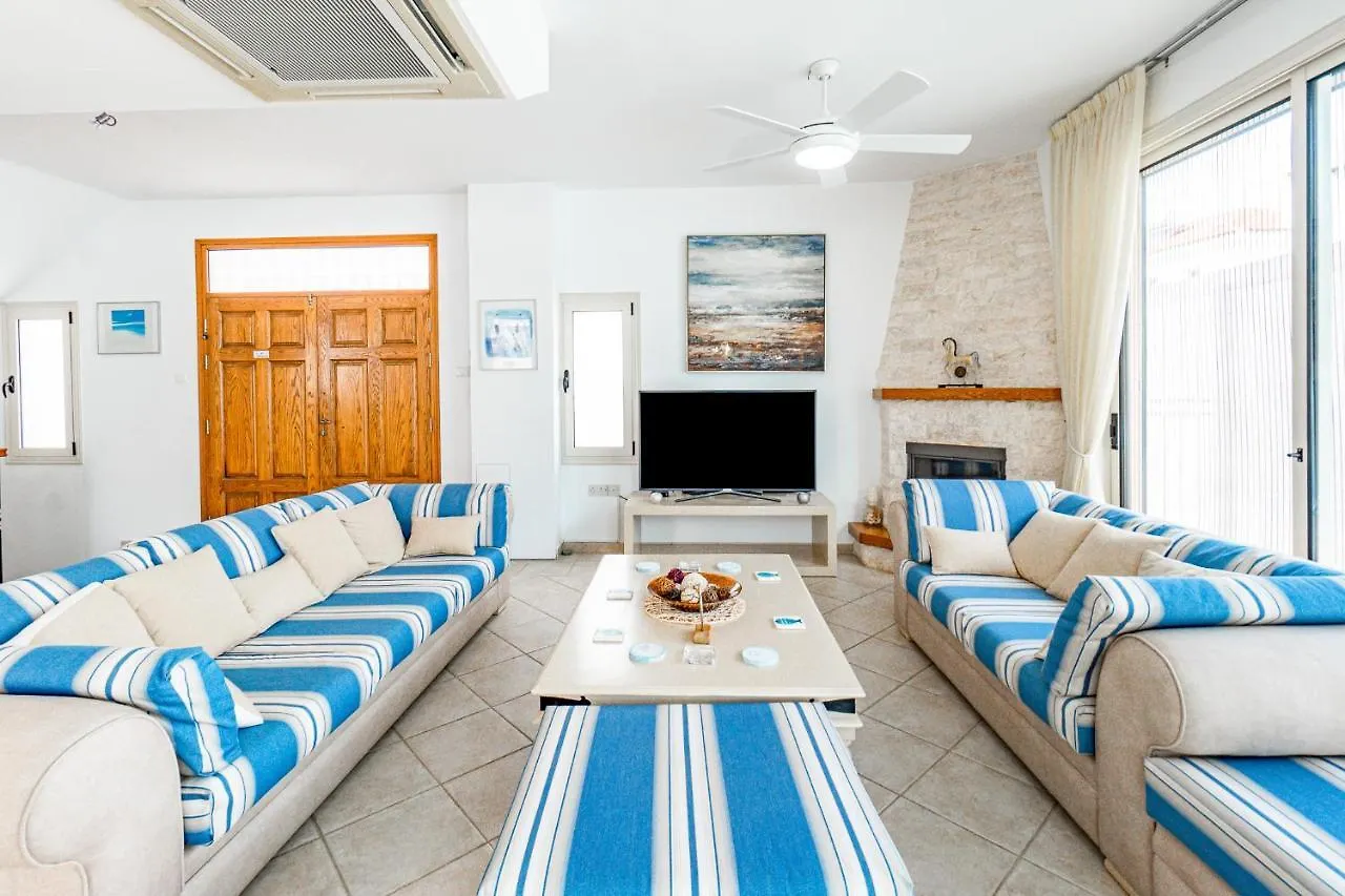 פרוטאראס Villa Elliana By Ezoria Villas