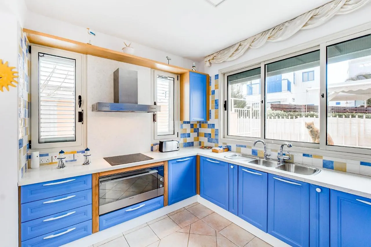 פרוטאראס Villa Elliana By Ezoria Villas 0*,