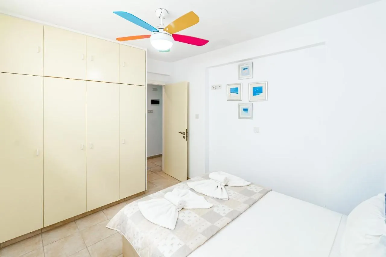 פרוטאראס Villa Elliana By Ezoria Villas 0*,  קפריסין